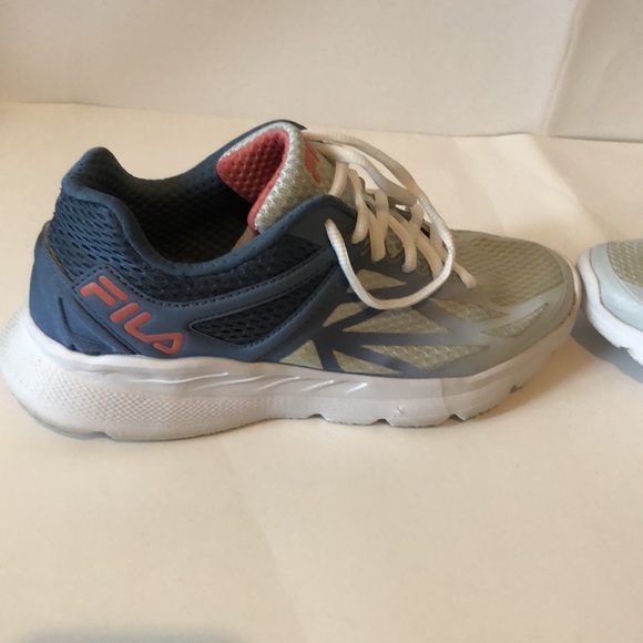 Women’s size 8 1/2 FILA Memory Speedstride 20 Women's Running Shoes - Picture 3 of 11